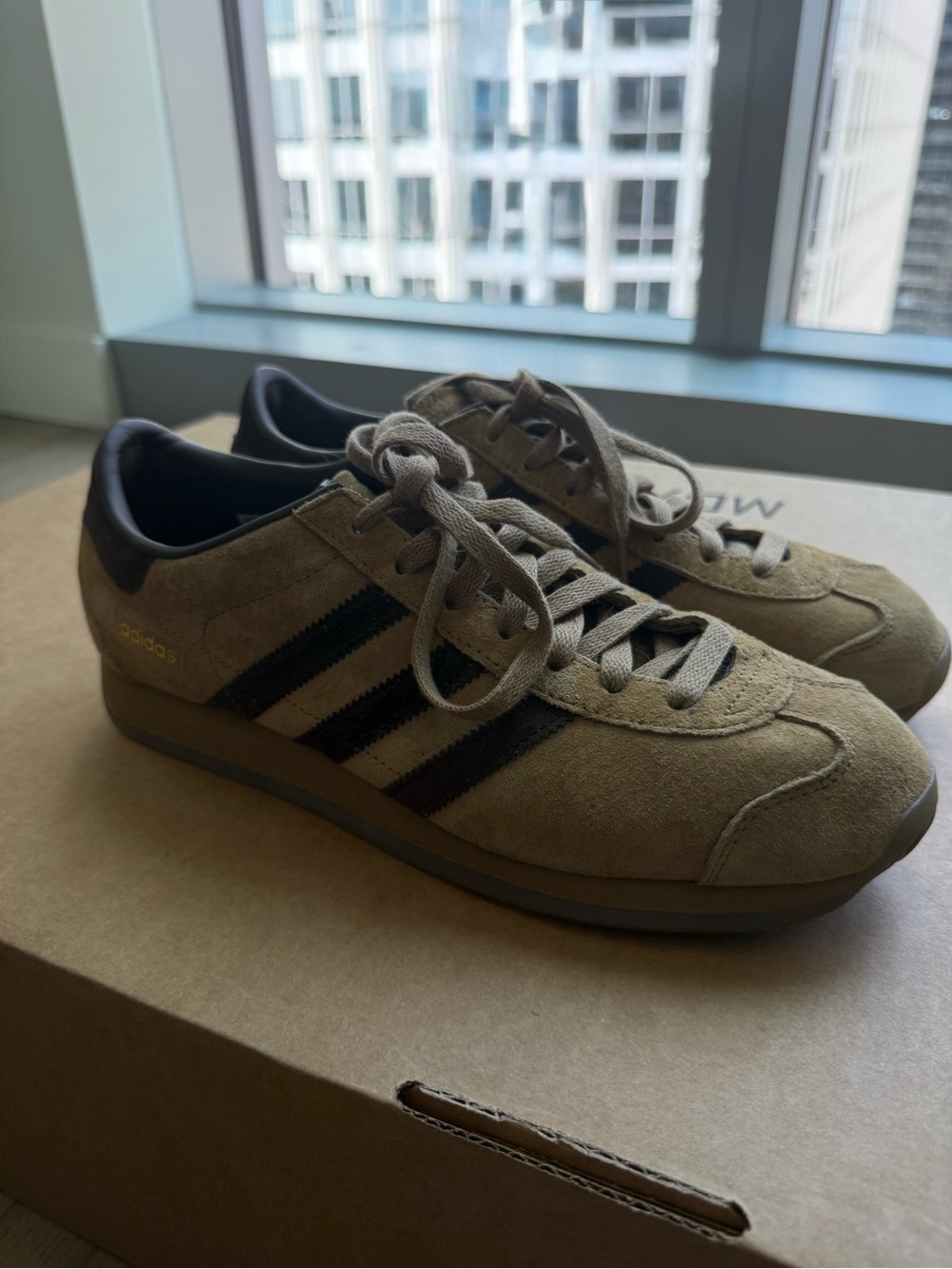 Adidas Country Japan brown Suede Sneakers